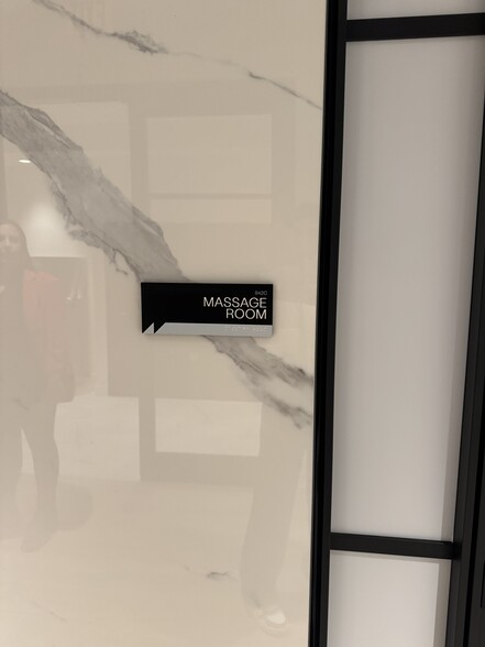 Building Photo - 95 NW 30th Ave