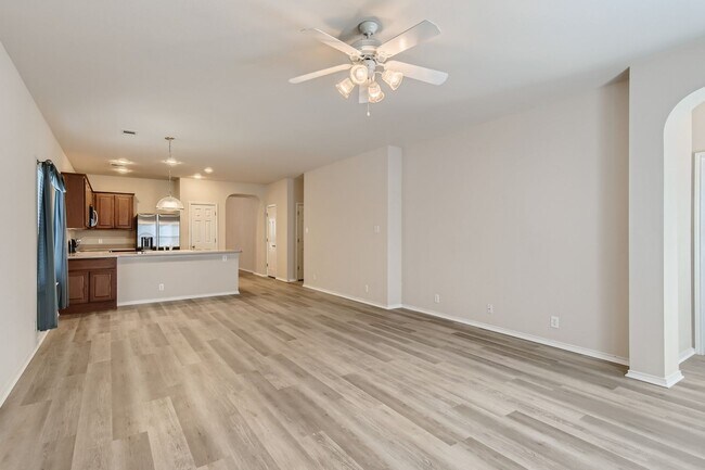 Building Photo - One-Story Beauty in Stone Oak