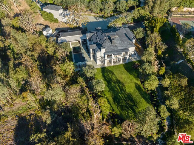 Building Photo - 28600 Pacific Coast Hwy