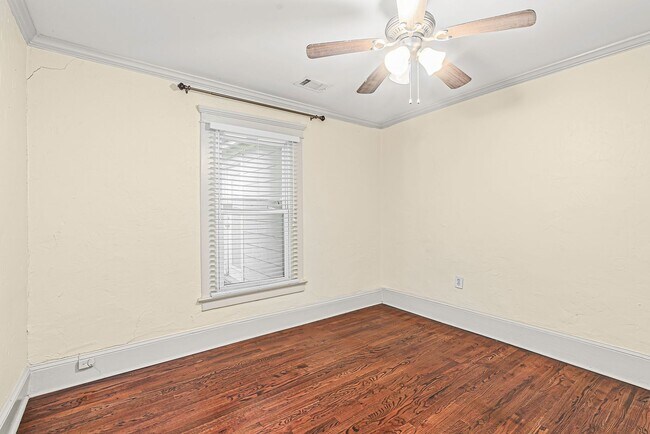 Building Photo - 1407 Glenwood Ave SE