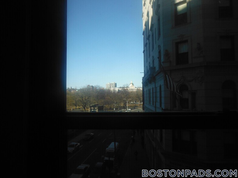 Building Photo - 62 Boylston St