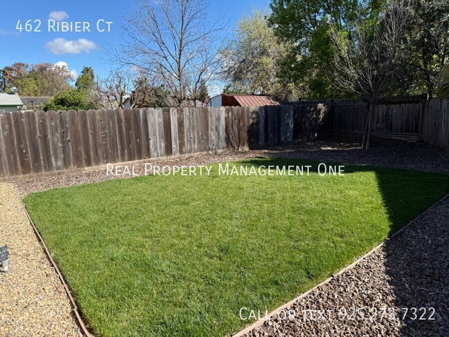 Building Photo - 462 Ribier Ct