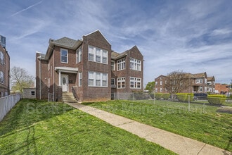 Building Photo - 3204 Garrison Blvd