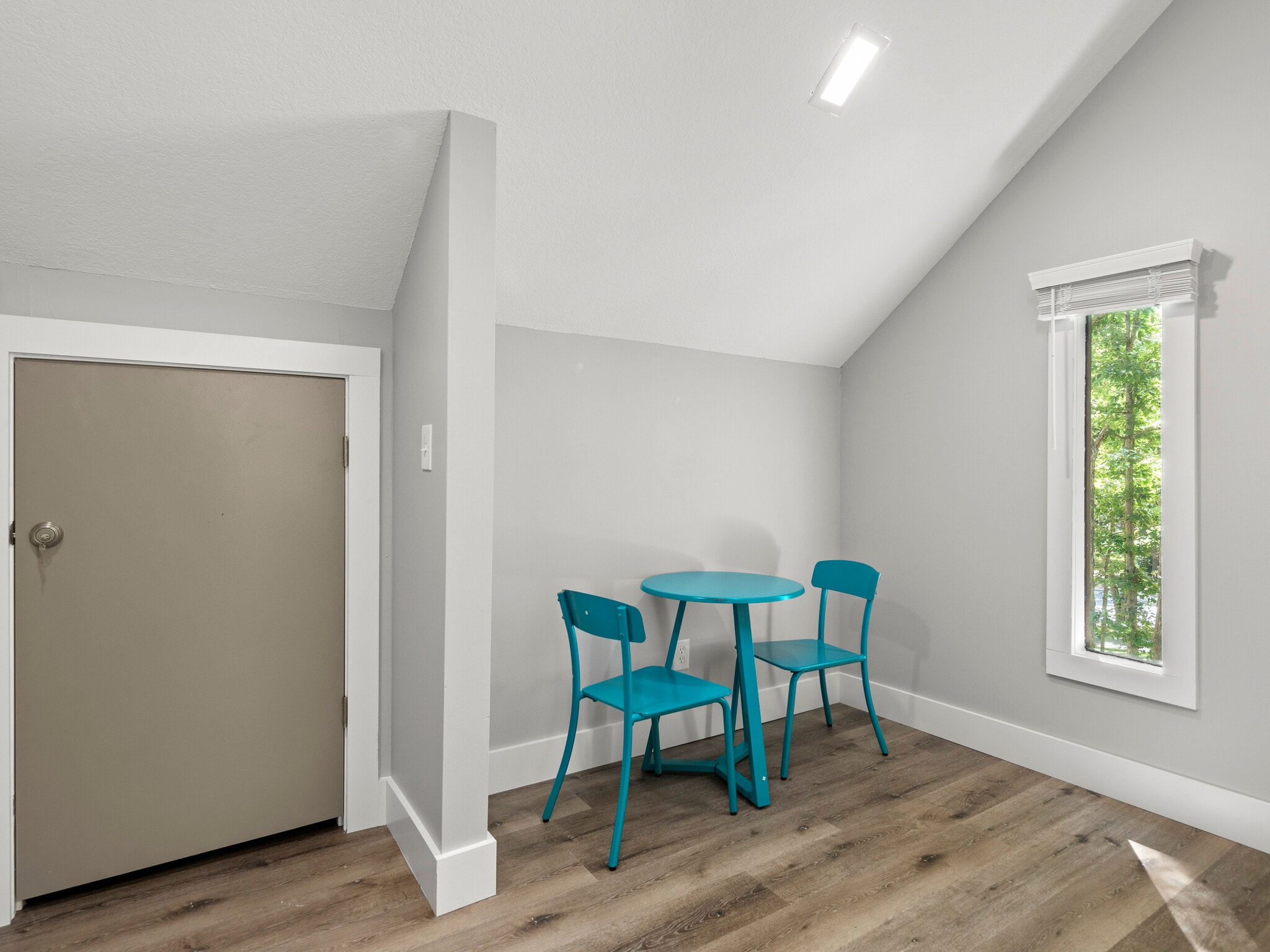 Building Photo - 28 Turnberry Dr