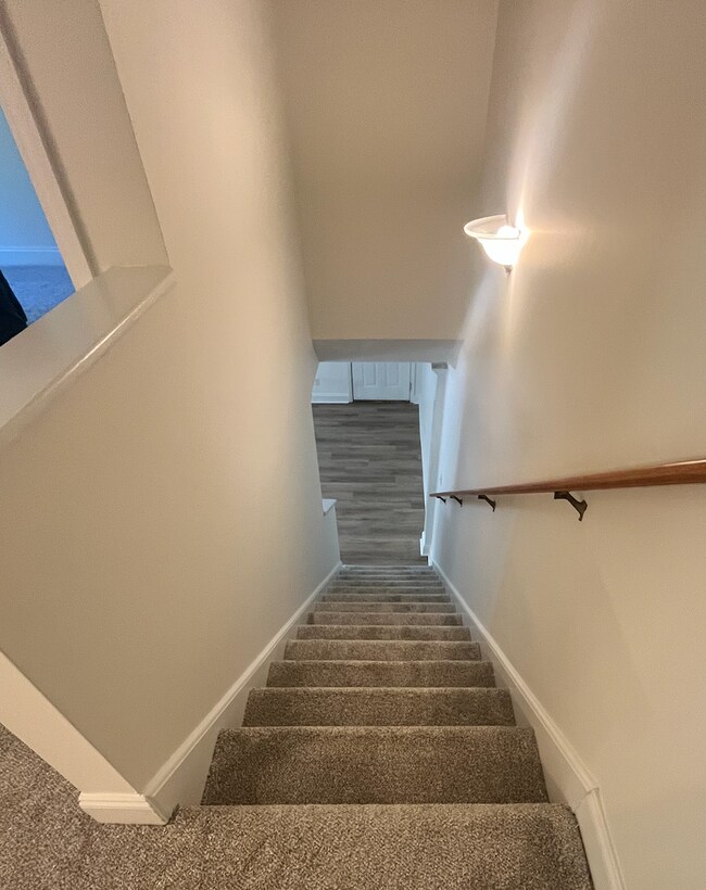 Building Photo - 108 Bentwood Cir