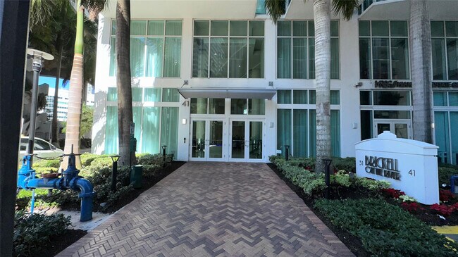 Building Photo - 41 SE 5th St