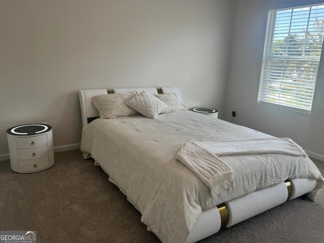 Building Photo - 3926 Yosemite Park Ln