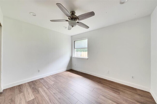 Building Photo - 1108 Bohica Way