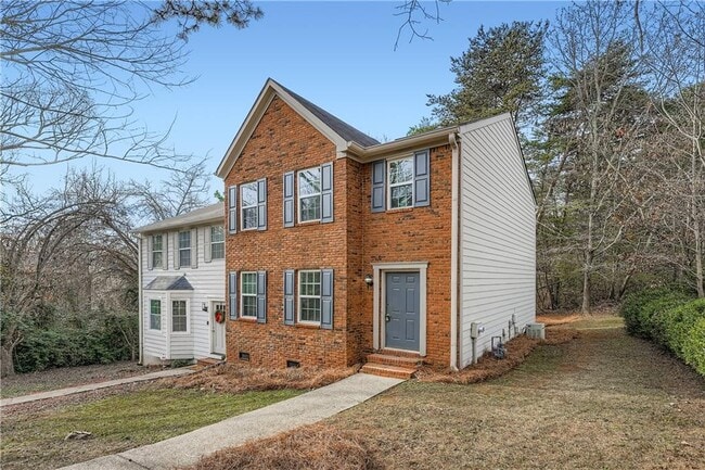 Building Photo - 1699 Cedar Bluff Way