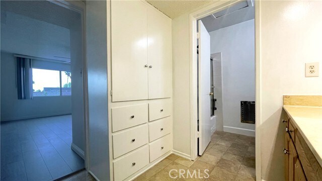 Building Photo - 400 S Los Robles Ave