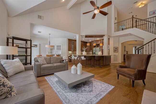 Building Photo - 7 Peaceful Canyon Ct