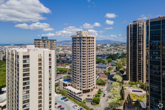 Aerial Photo - Nuuanu Parkside