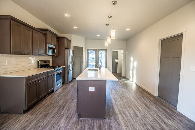Building Photo - 18112 E Riverway Ave