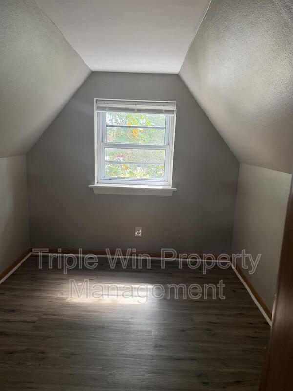 Building Photo - 1629 Redman Rd