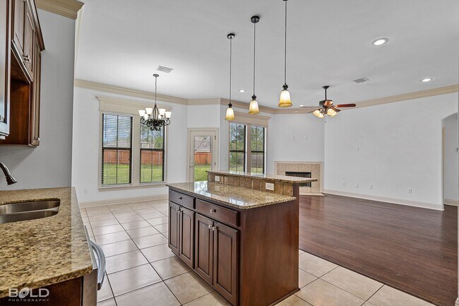 Building Photo - 6484 Soda Point Dr