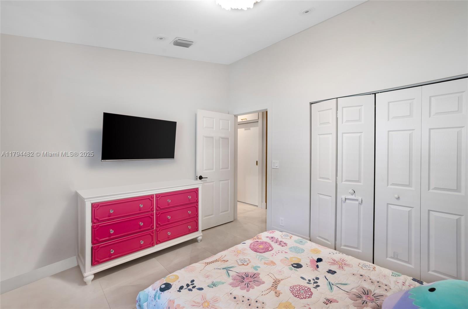 Building Photo - 6586 NW 97th Dr
