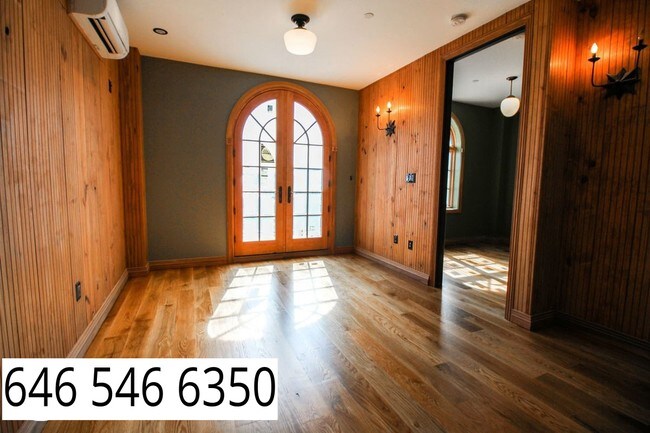 Primary Photo - 1655 Palmetto St