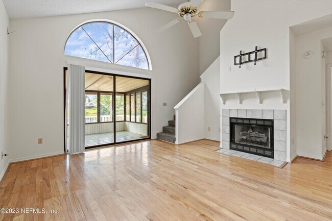 Building Photo - 10538 Broomsedge Ct