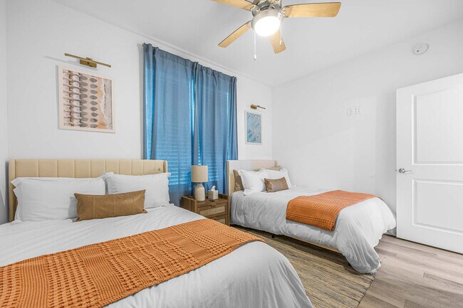 Building Photo - 605 Kemp St