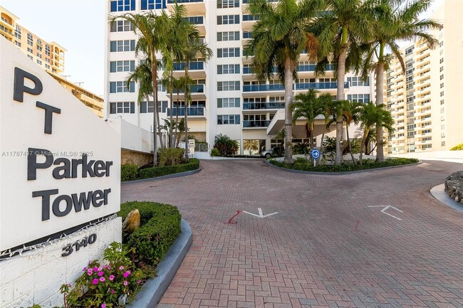 Building Photo - 3140 S Ocean Dr