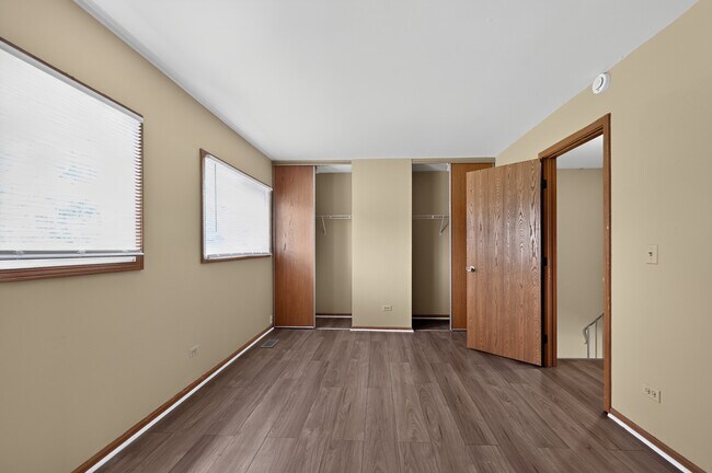 Building Photo - 1371 Andover Dr