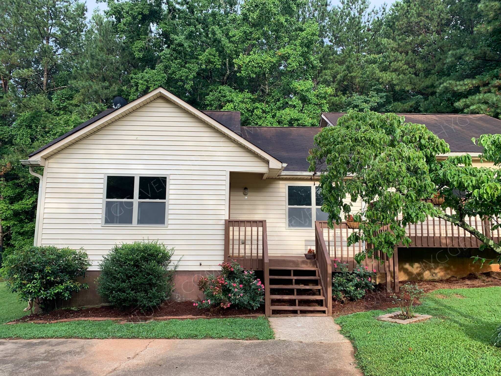 Building Photo - 1209 Old Magnolia Way