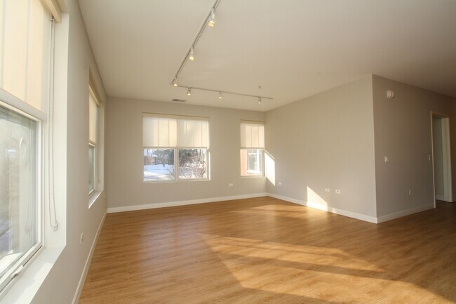 Building Photo - 229 Park Ave