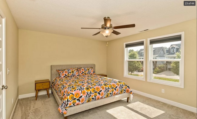 Building Photo - Special!! $500 off if lease signed by Christmas! Gorgeous 3bd 3ba newer home in quiet neighborhood