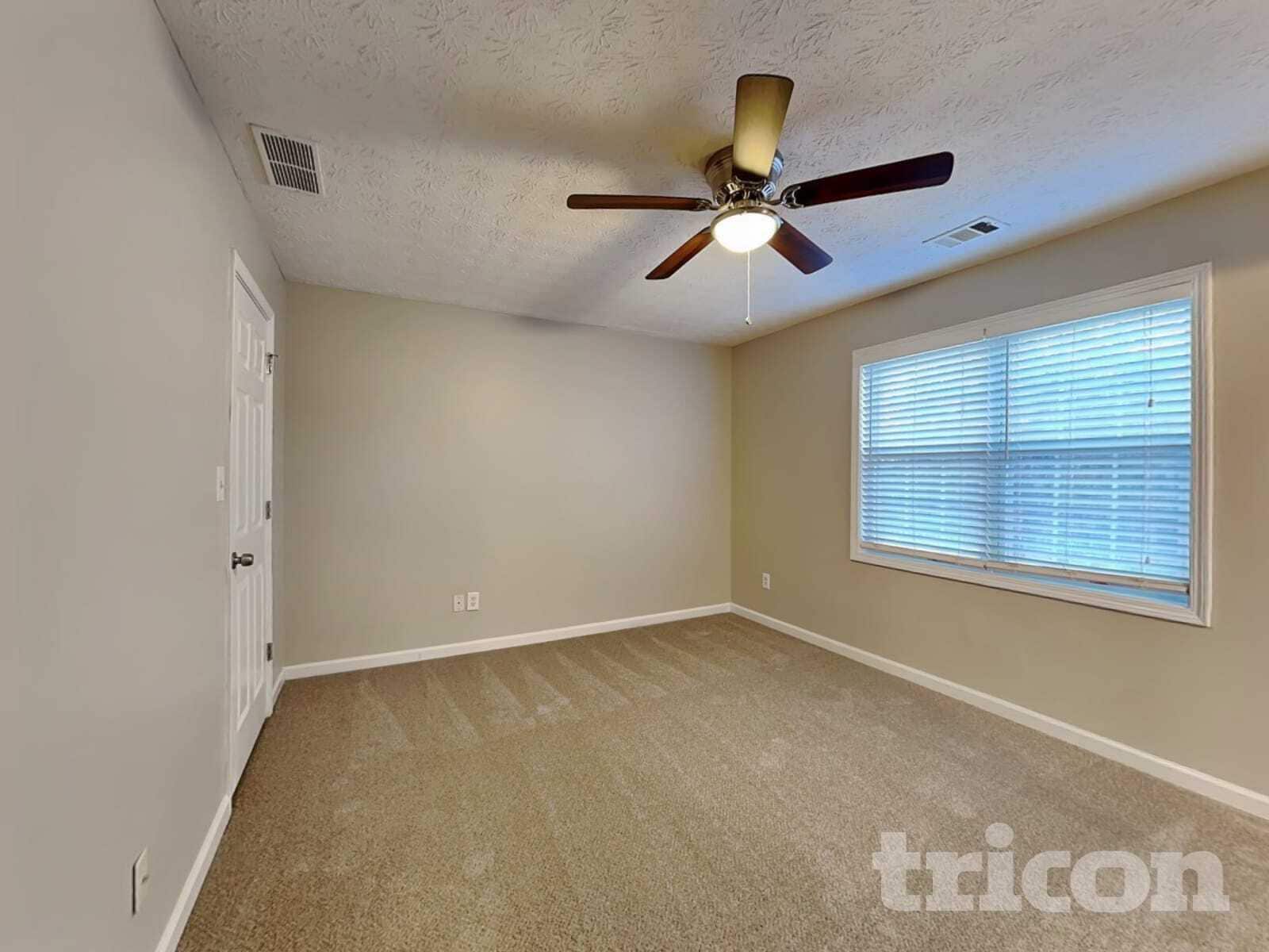 Building Photo - 375 Radcliffe Trce