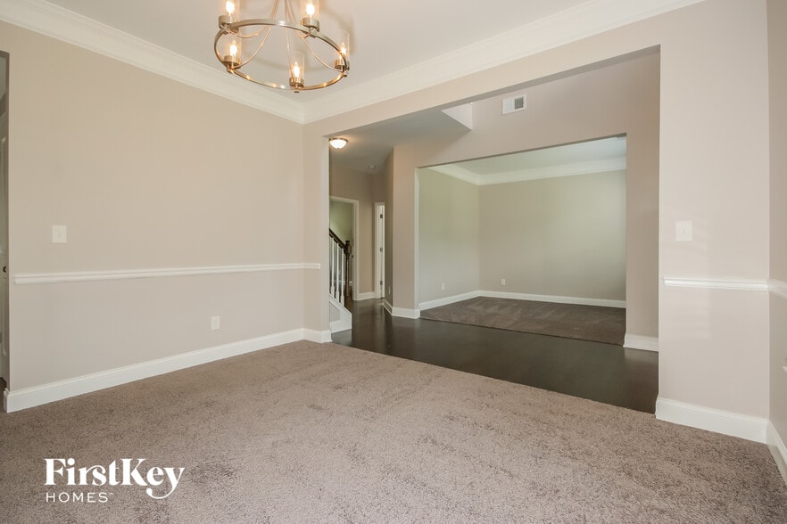 Building Photo - 4925 Crider Creek Cove