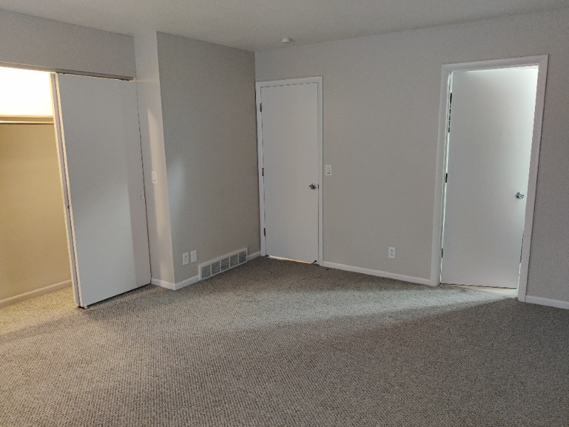 Building Photo - 5509 Glenridge Dr