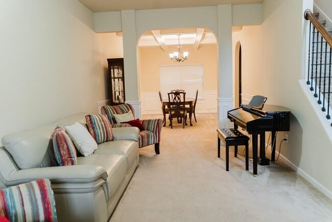 Building Photo - 3830 Kittery Point SW