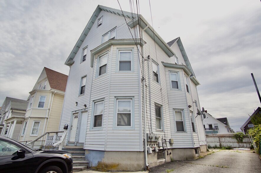 Building Photo - 148 Indiana Ave