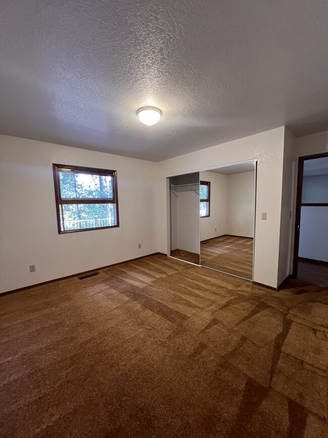 Building Photo - 11521 Ragan Way