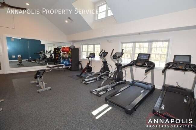 Building Photo - 1117 Primrose Ct