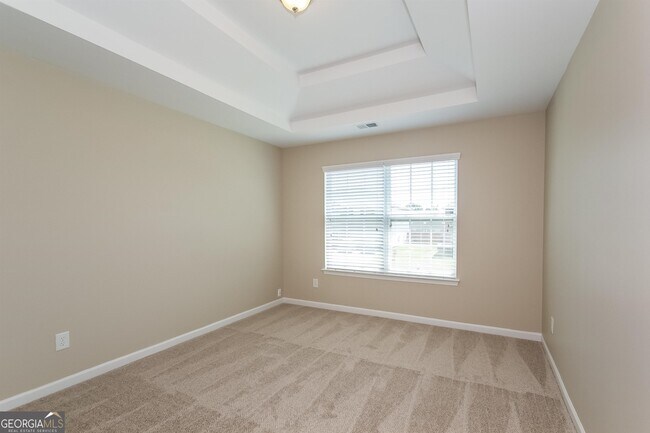 Building Photo - 5563 Martin Ct