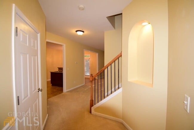 Building Photo - 59 Tahoe Dr