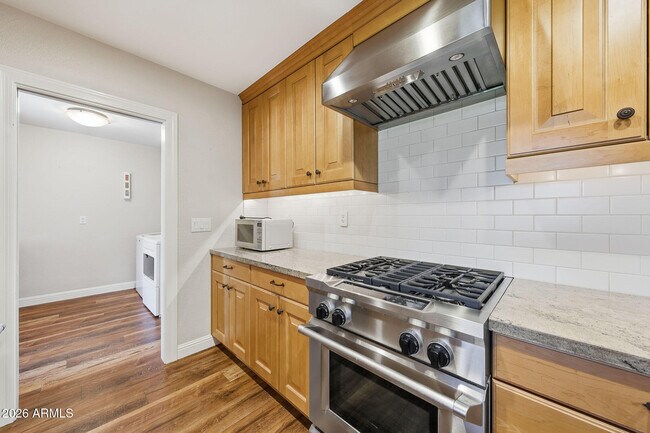 Building Photo - 11236 North 42nd Pl