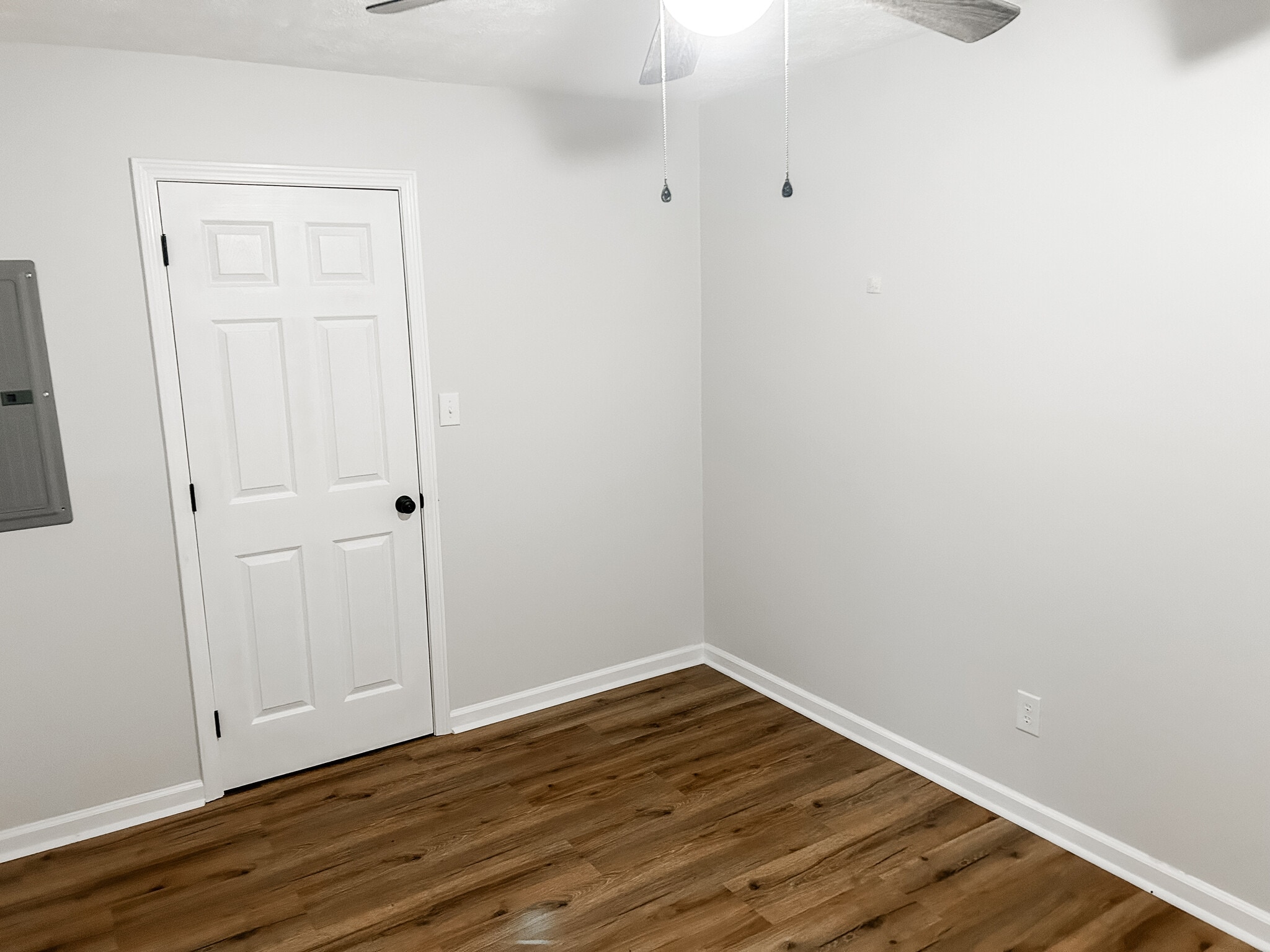 Building Photo - 3021 Wahl St