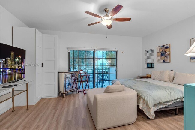 Building Photo - 4419 Hidden Harbour Terrace