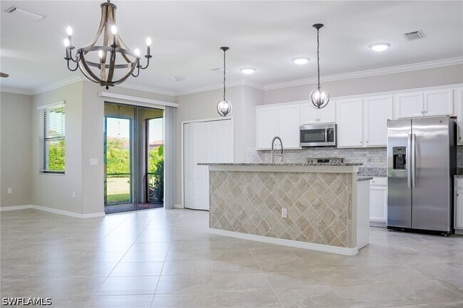 Building Photo - 1573 Vizcaya Ln