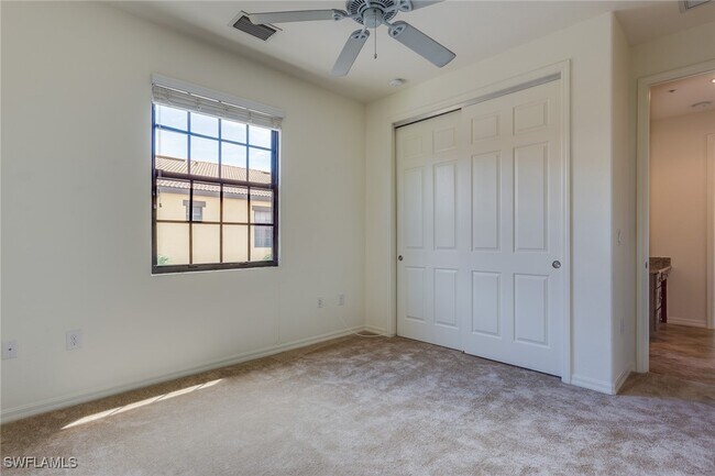 Building Photo - 9037 Alturas St