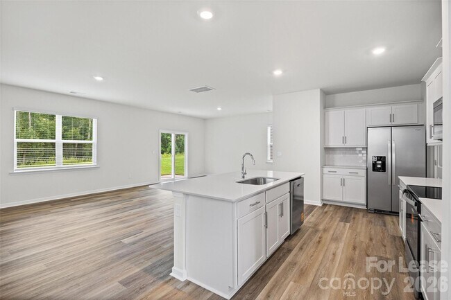 Building Photo - 1010 Two Brothers Ln