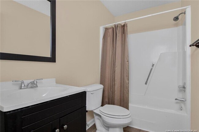 Building Photo - 353 Bahama Loop