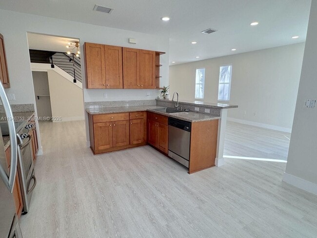 Building Photo - 11400 NW 75th Terrace