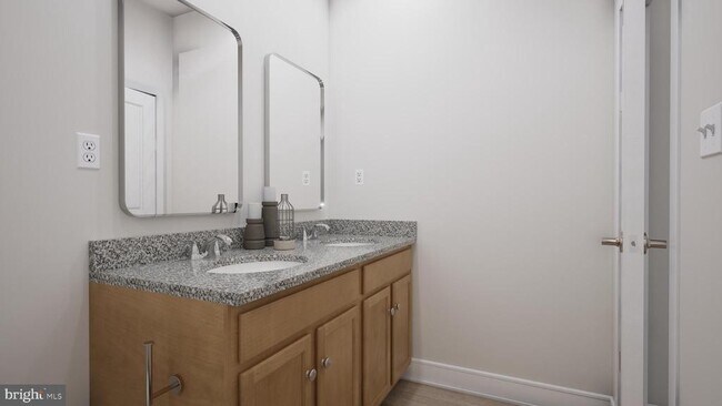 Building Photo - 135 Heyford Dr