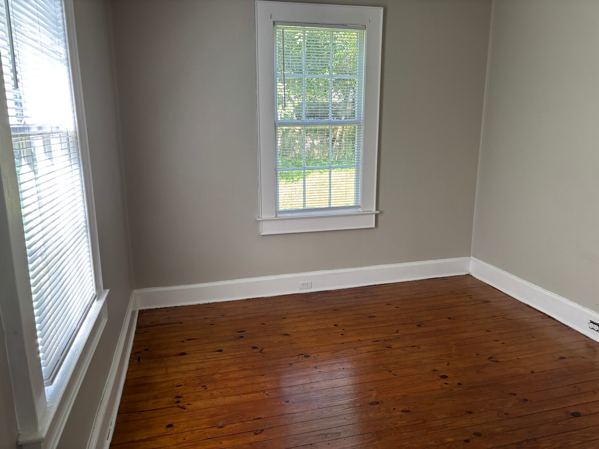 Bedroom 2 - 417 S Woodrow St