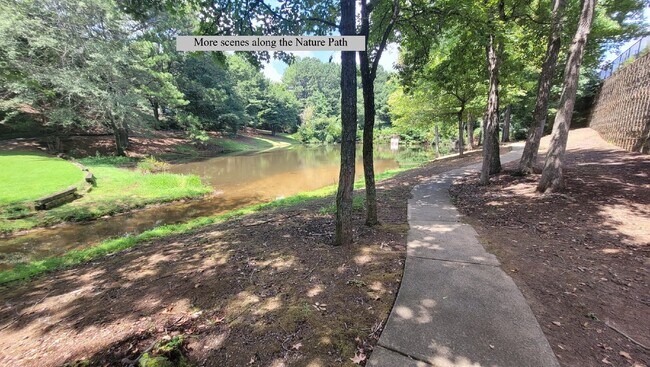 Building Photo - Bright 2-Bedroom Townhome Near Avalon & Downtown Alpharetta