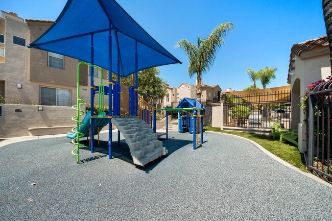 Building Photo - 7 Windchime