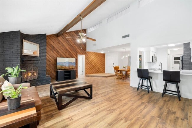 Building Photo - 1023 Hidden Canyon Rd